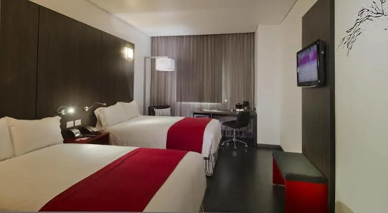 Ramada Encore By Wyndham Queretaro El Salitre Otel